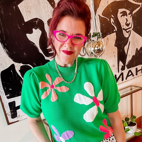 Meet your Posher, Jackie - Picture 3 of 4